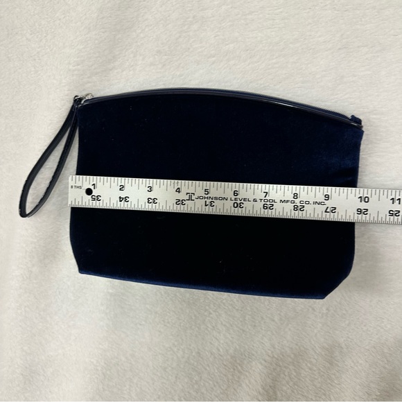 Lancome Blue Velvet Pouch - Picture 5 of 7
